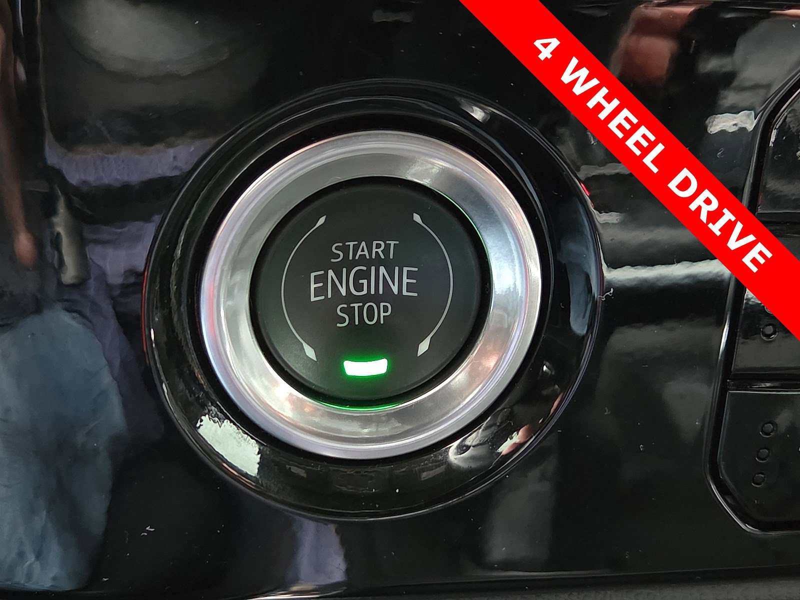 Used 2024 GMC Sierra 1500 SLT w/ SLT Convenience Package image 20