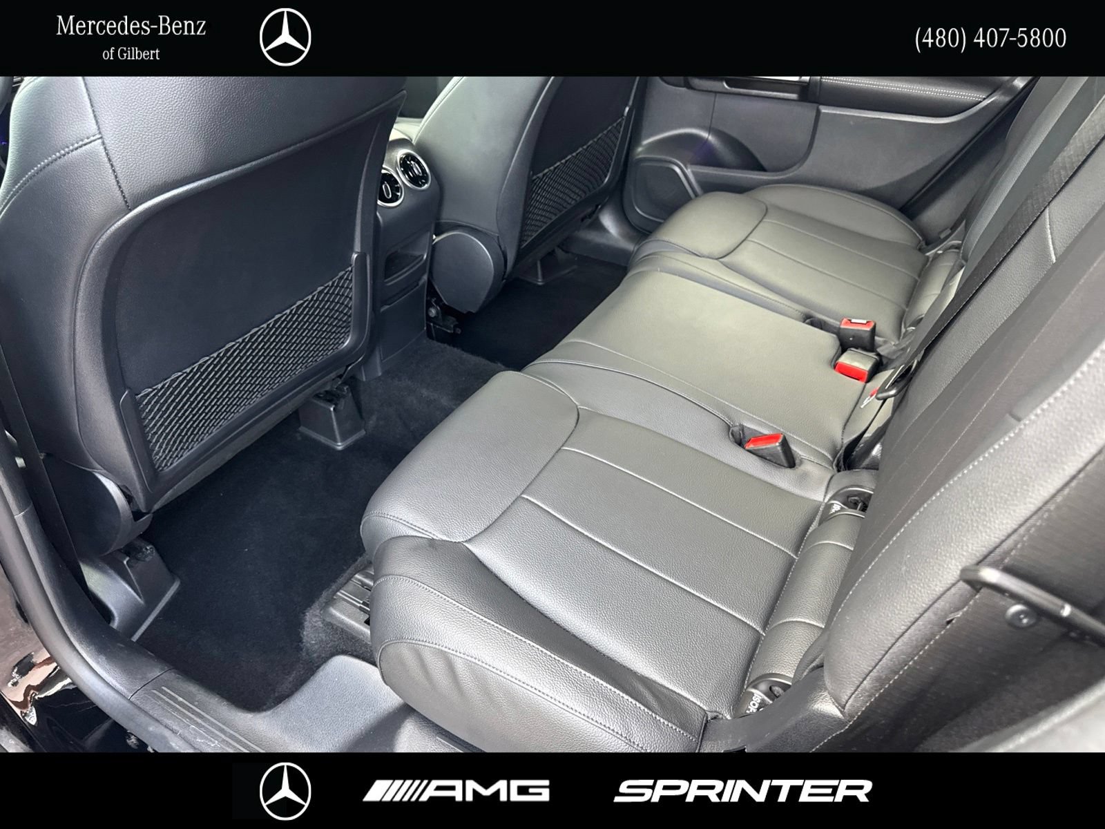 Used 2023 Mercedes-Benz GLB 250 w/ Premium Package image 20