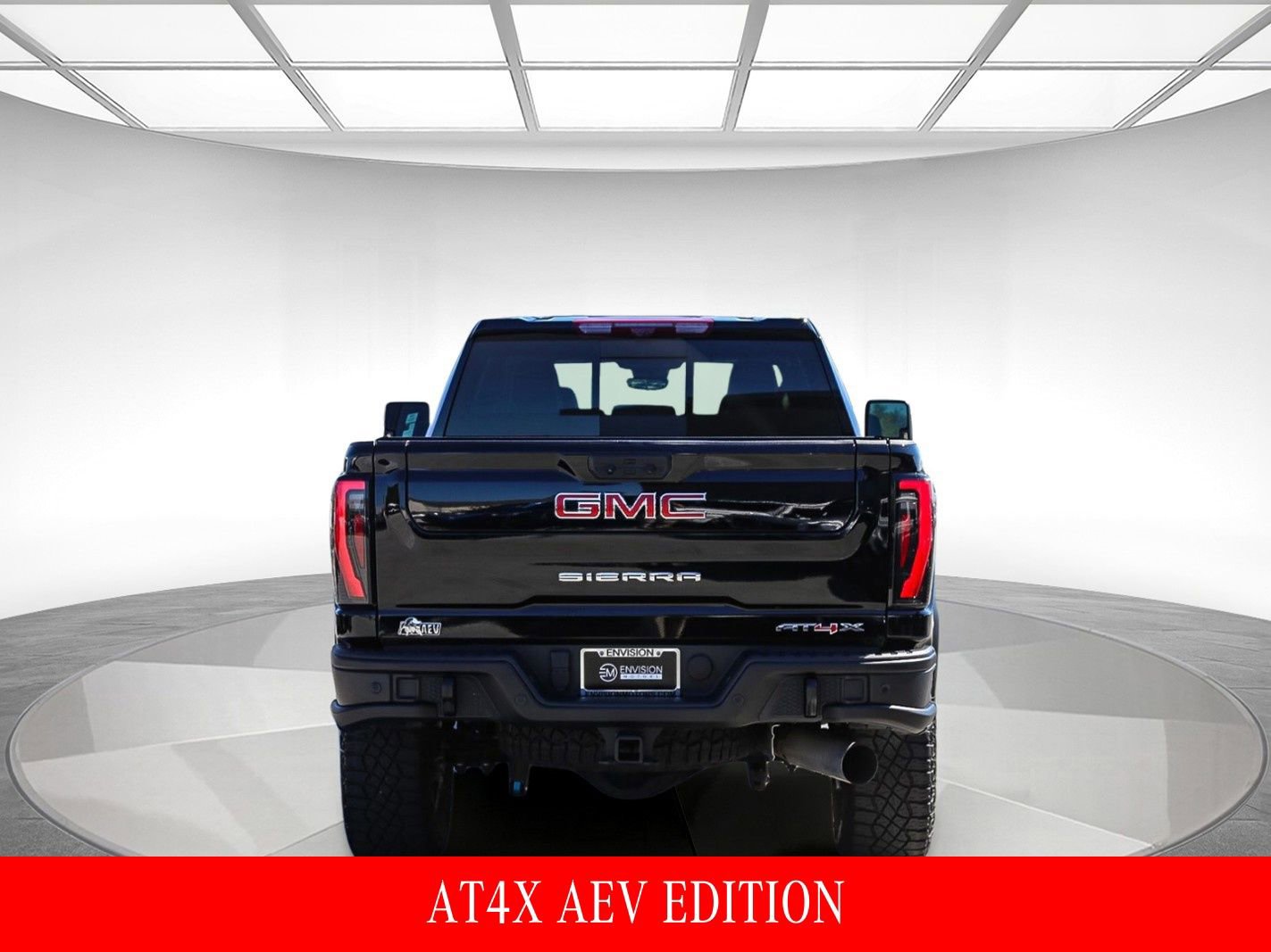 Used 2024 GMC Sierra 2500 AT4X w/ AT4X AEV Edition AWD/4WD image 3