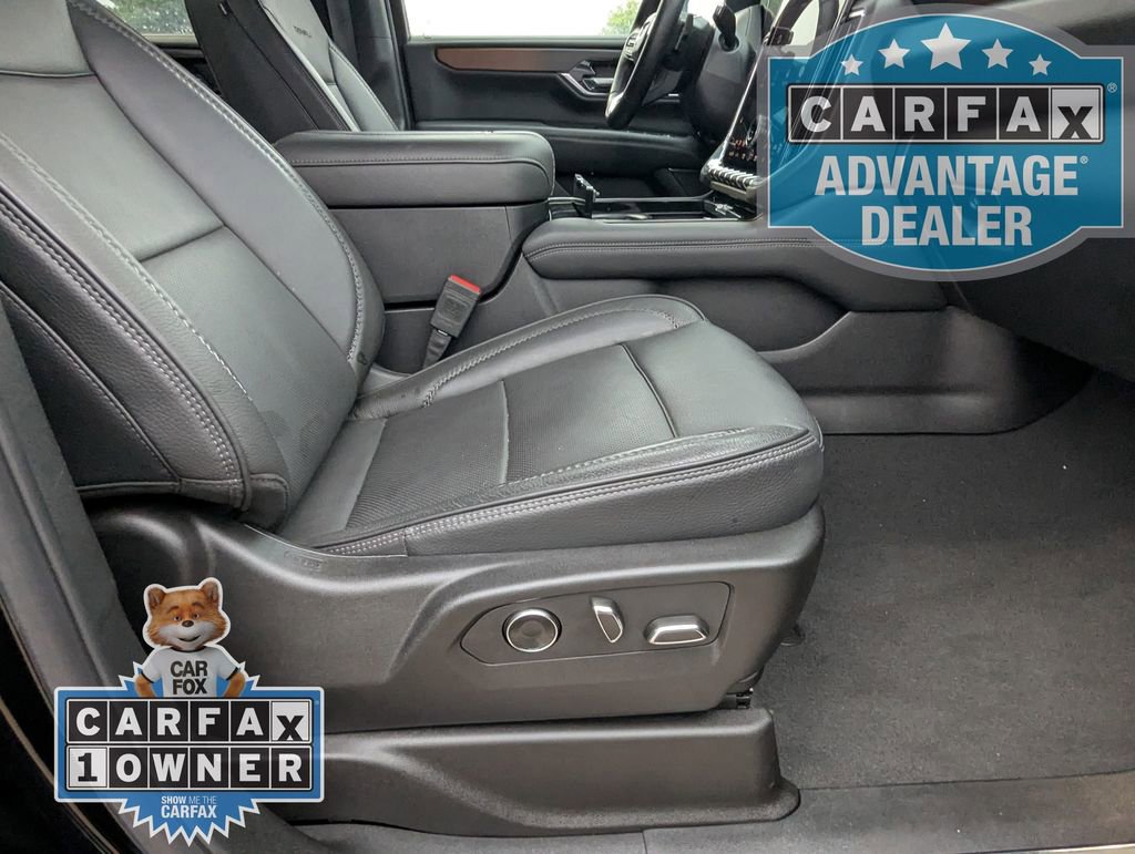 Used 2025 GMC Yukon Denali RWD image 25