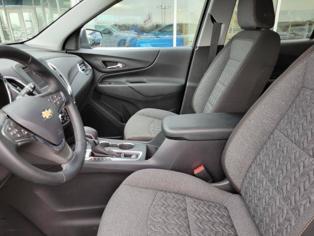 Used 2024 Chevrolet Equinox LT w/ LPO, Floor Liner Package FWD image 10