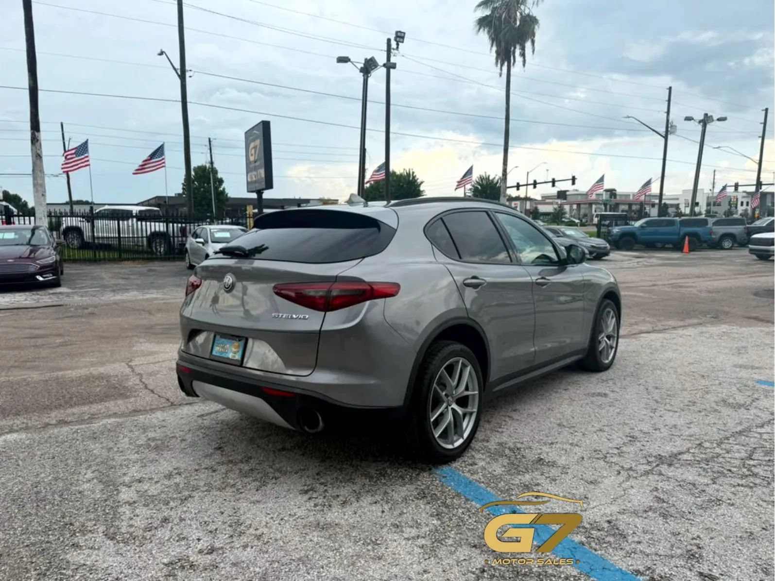 Used 2018 Alfa Romeo Stelvio Ti Sport AWD/4WD image 8