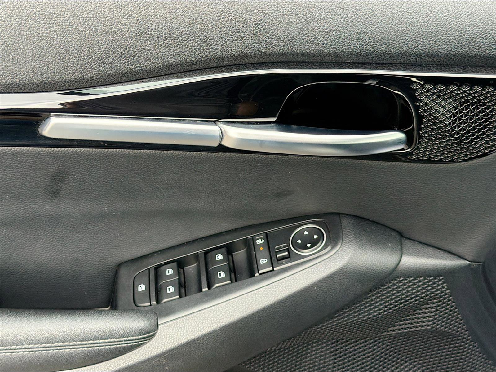 Used 2024 Kia Seltos S image 19