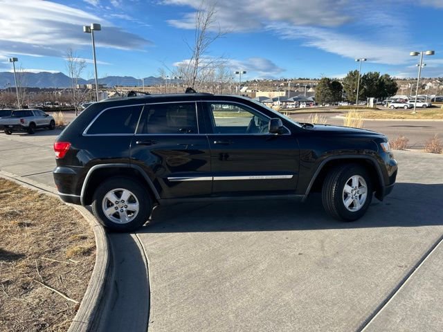 Used 2012 Jeep Grand Cherokee Laredo w/ Laredo E Group image 9