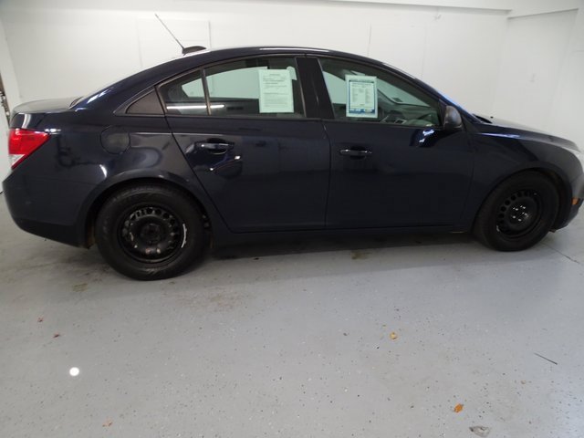 Used 2015 Chevrolet Cruze LS image 16