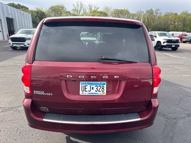 Used 2019 Dodge Grand Caravan SE w/ UConnect Hands-Free Group FWD image 8