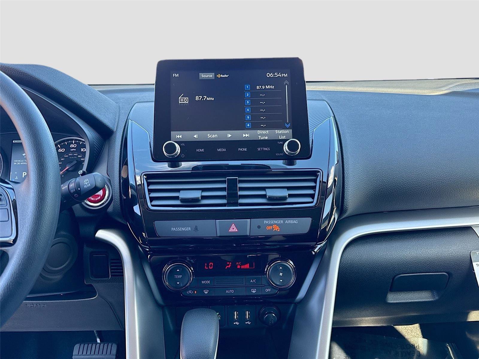 New 2026 Mitsubishi Eclipse Cross LE AWD/4WD image 12