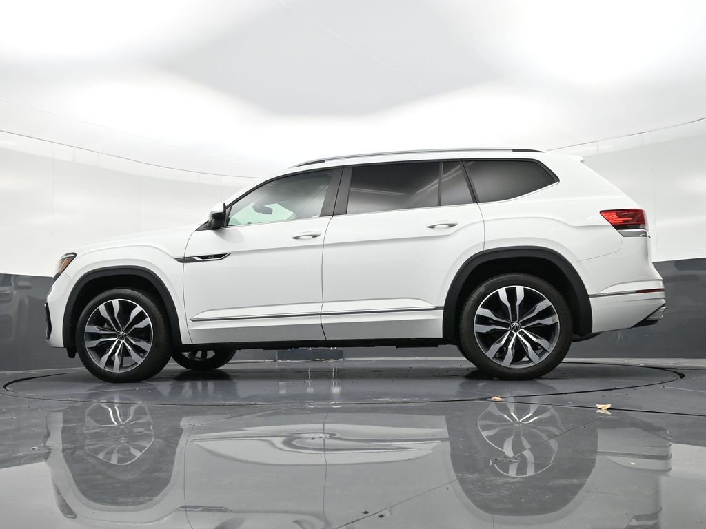 Used 2021 Volkswagen Atlas SEL R-Line image 24
