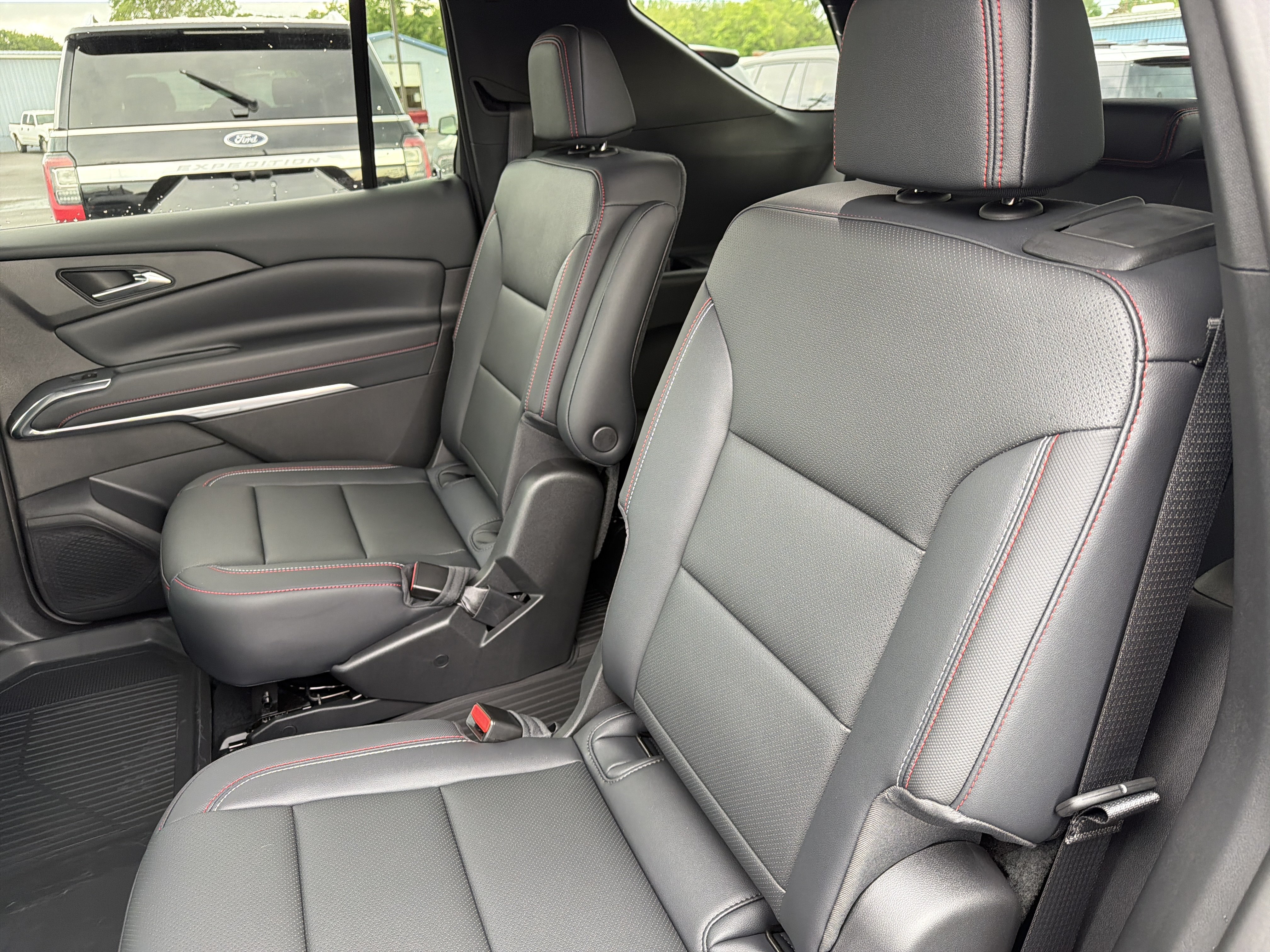 New 2026 Chevrolet Traverse Z71 w/ Driver Confidence Package AWD/4WD image 25
