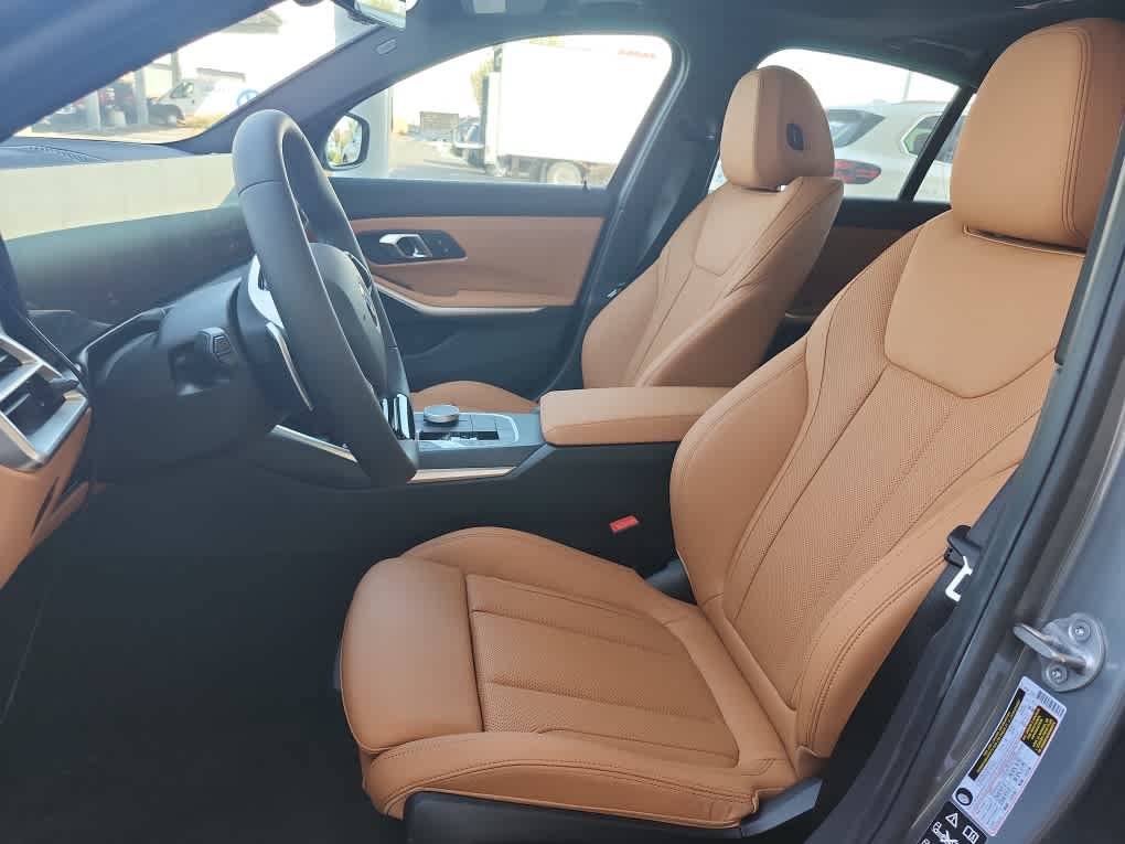 New 2026 BMW 330i xDrive Sedan AWD/4WD image 11