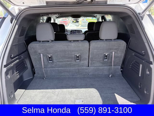 Used 2024 Chevrolet Traverse LT AWD/4WD image 22