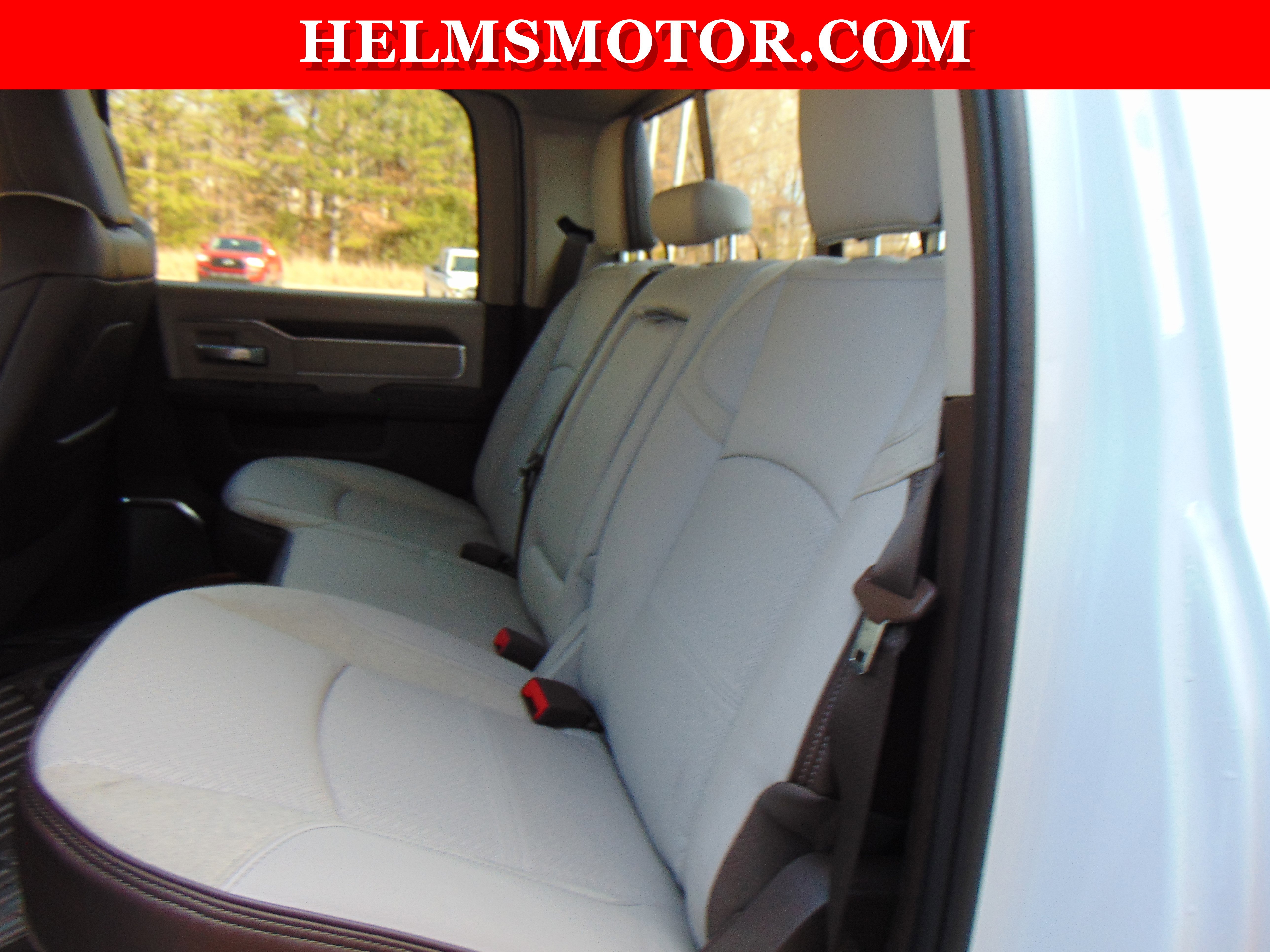 New 2025 RAM 2500 Laramie AWD/4WD image 45