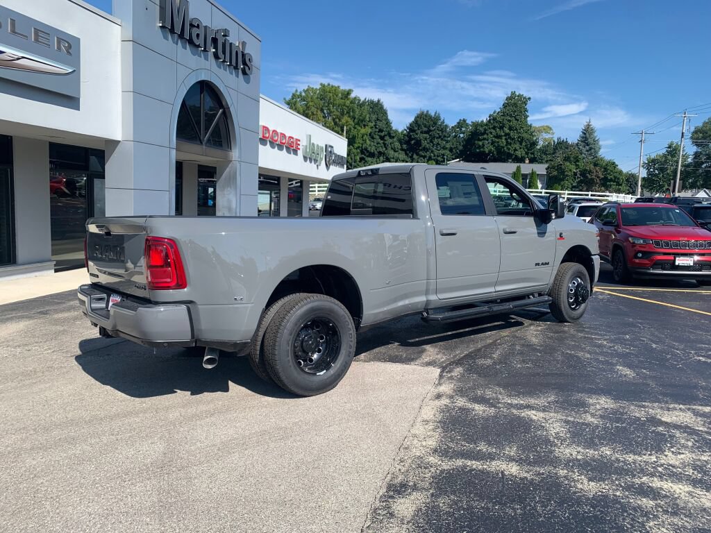 New 2027 RAM 3500 Laramie w/ Night Edition AWD/4WD image 3
