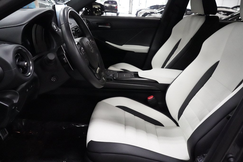 Used 2024 Lexus IS 350 F Sport w/ Memory Package RWD image 11
