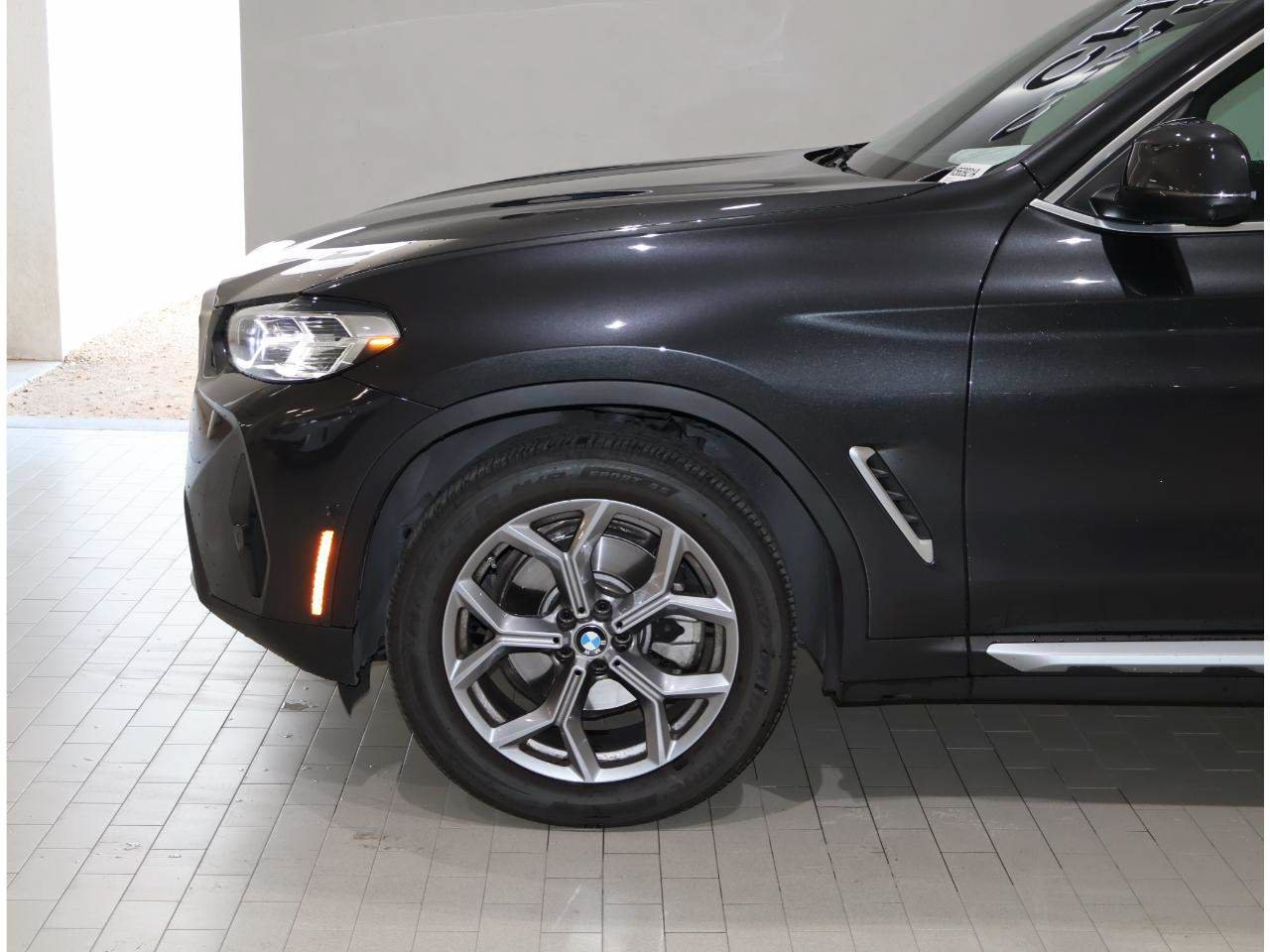 Certified 2024 BMW X3 xDrive30i w/ Premium Package AWD/4WD image 4