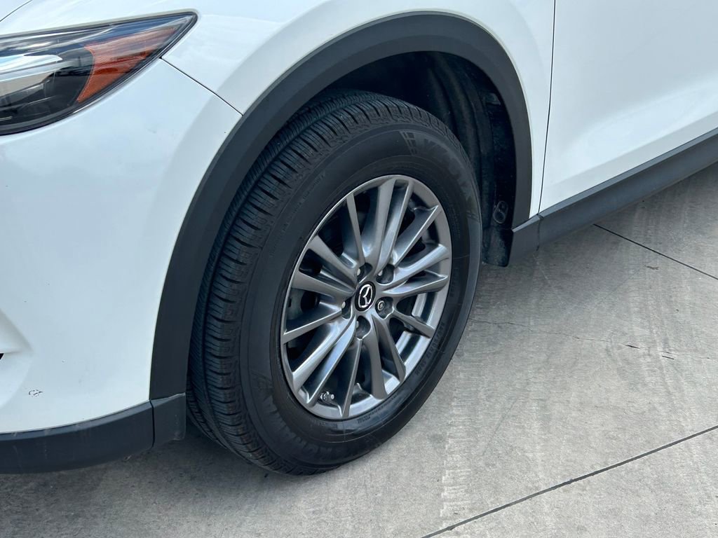 Used 2017 MAZDA CX-5 Touring w/ Preferred Equipment Package image 9