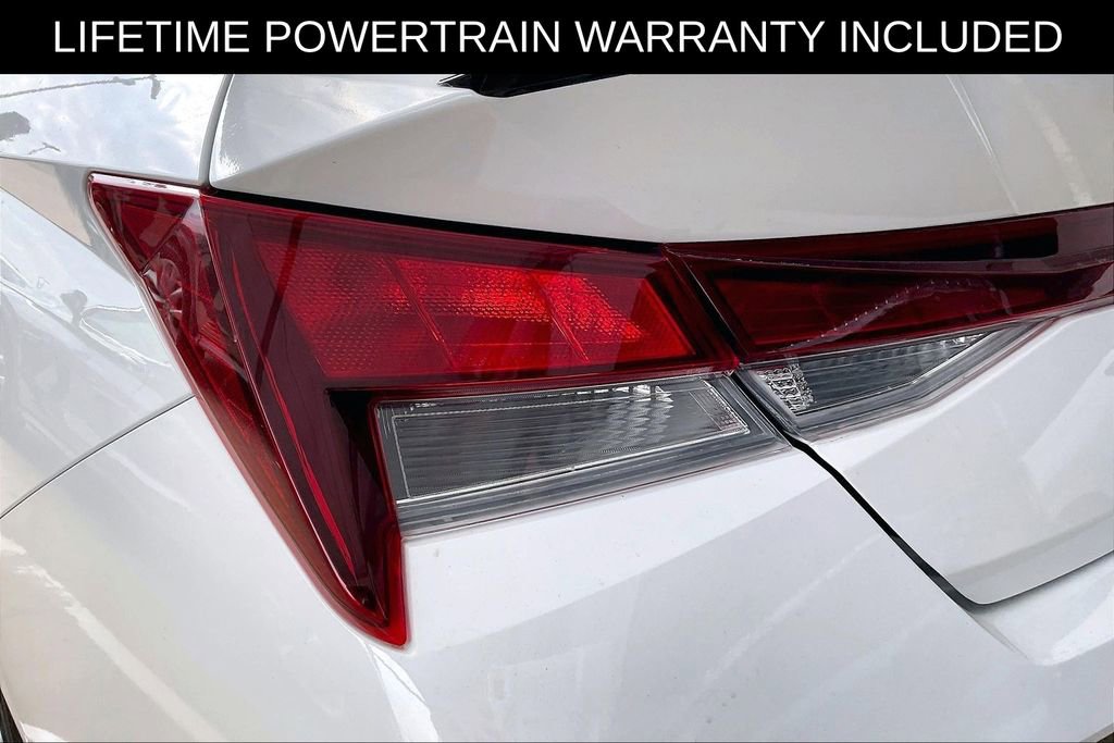 Used 2025 Hyundai Elantra Sport image 35