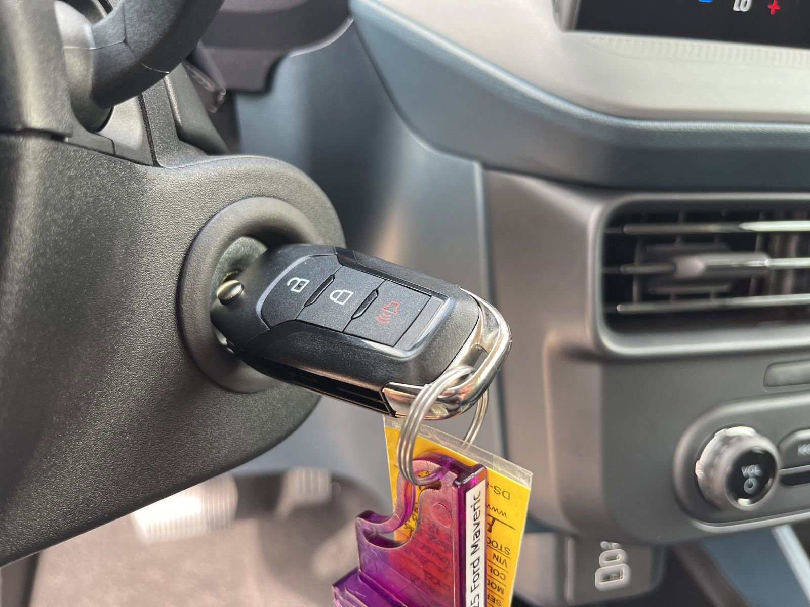 New 2025 Ford Maverick XL w/ 4K Tow Package image 11