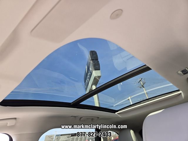 New 2026 Lincoln Nautilus Reserve image 7