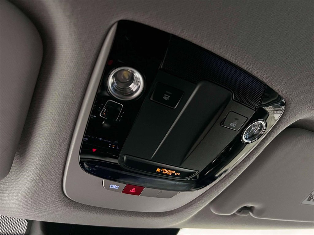 Used 2024 Kia Seltos SX image 32