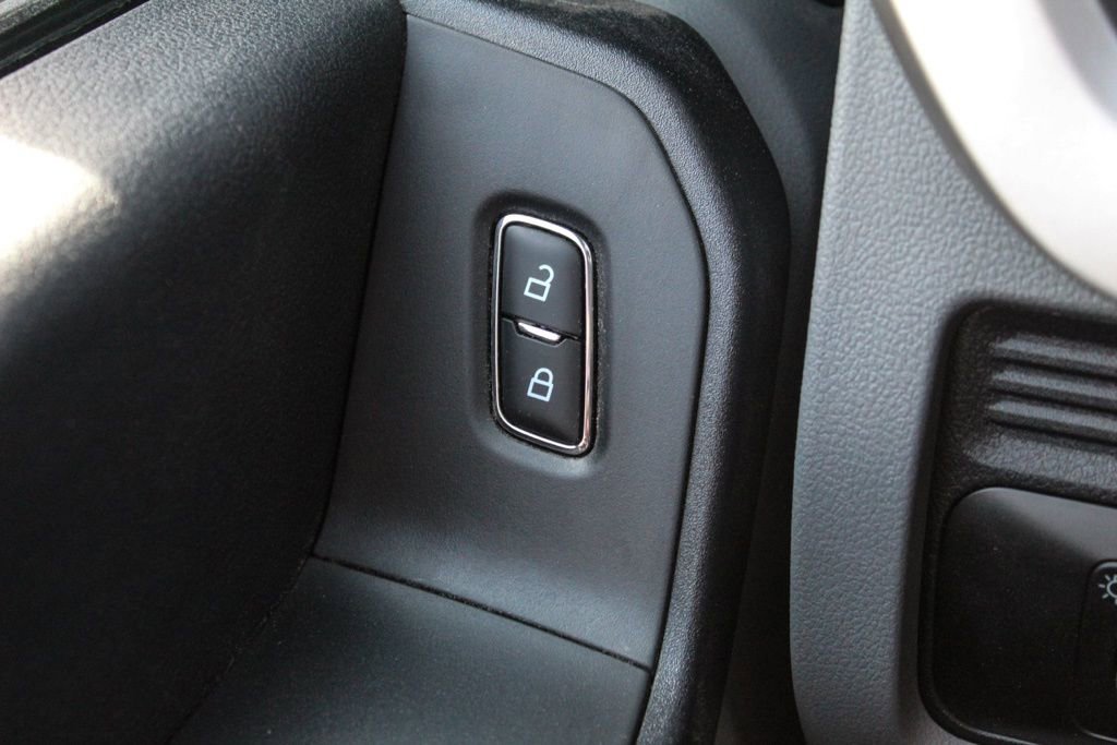 New 2025 Ford F550 4x4 Regular Cab Super Duty image 19