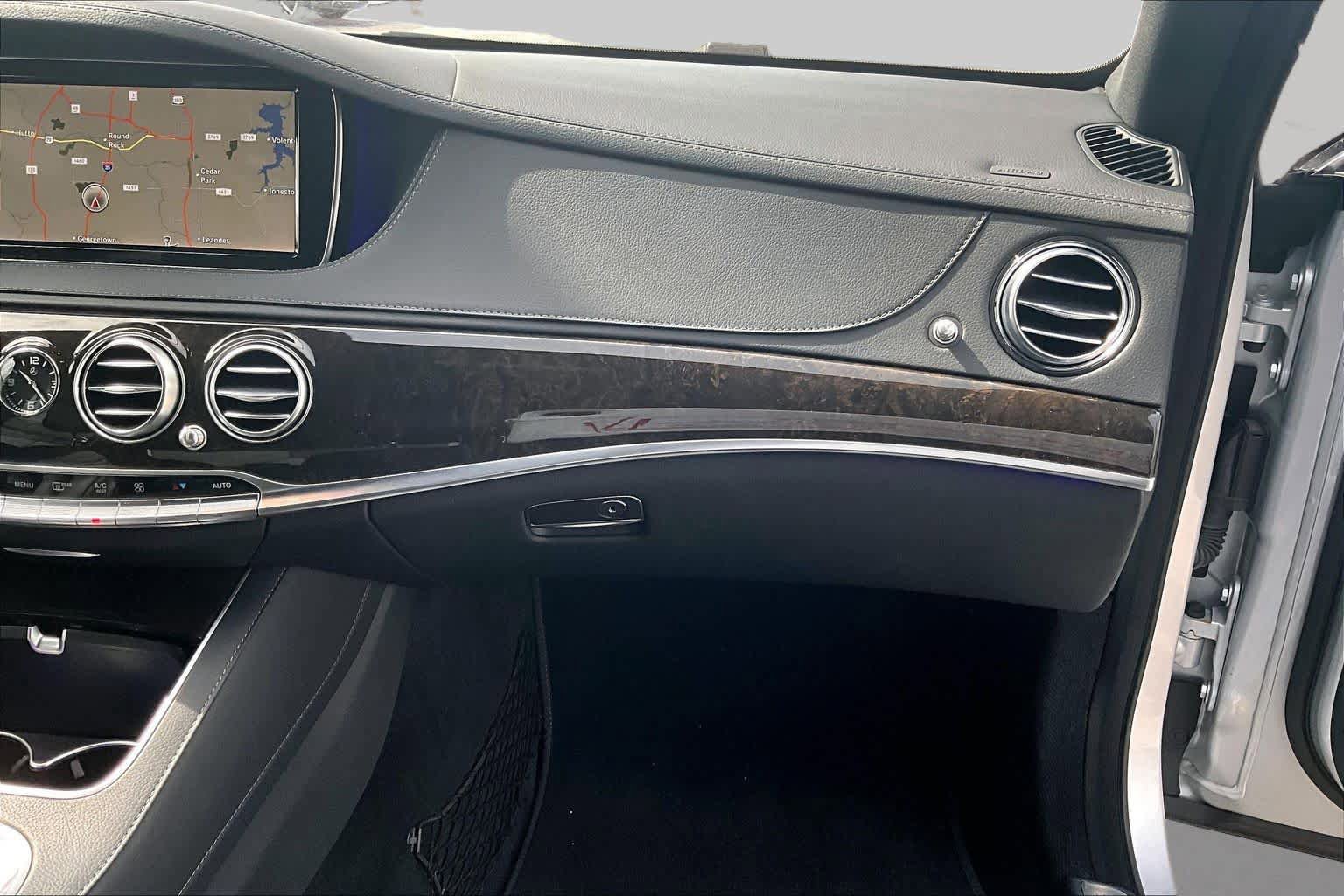 Used 2015 Mercedes-Benz S 550 Sedan image 19