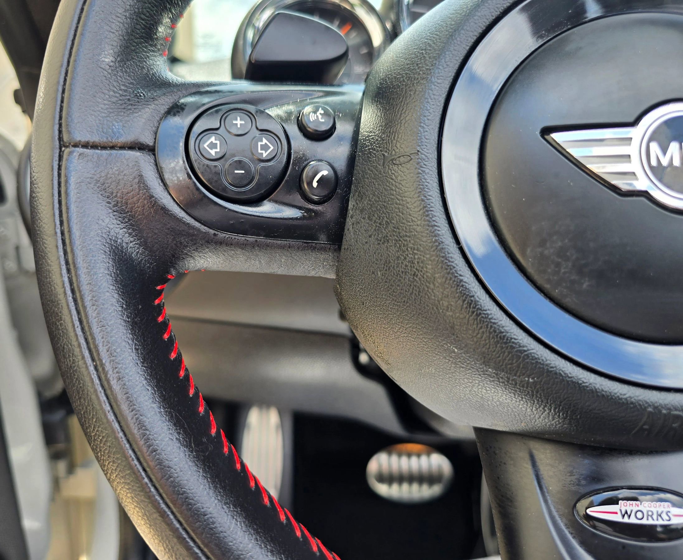 Used 2014 MINI Cooper Roadster John Cooper Works FWD image 28