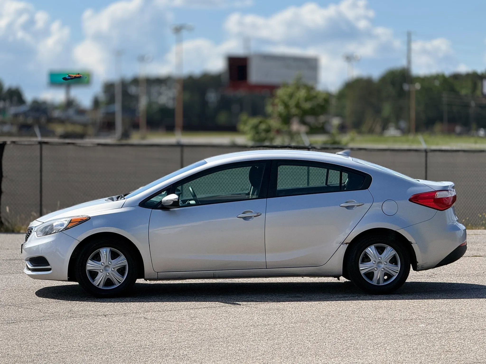 Used 2015 Kia Forte LX FWD image 8