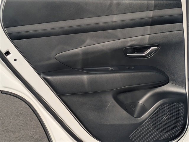 Certified 2025 Hyundai Tucson SE image 31