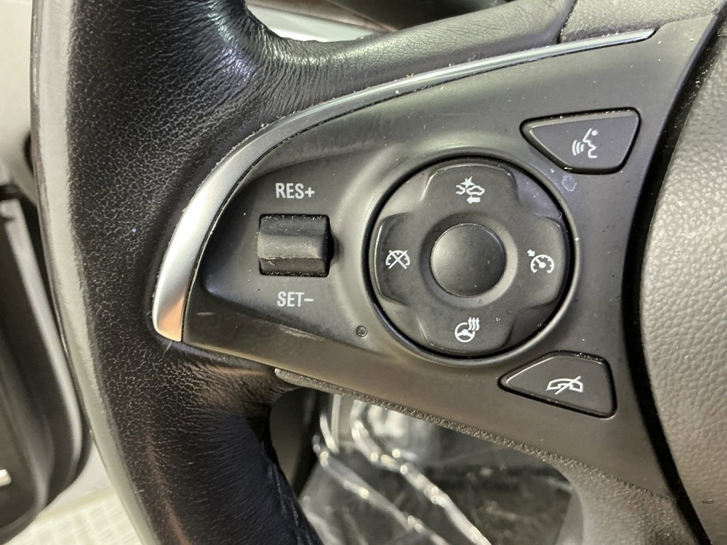 Used 2021 Buick Enclave Avenir w/ Avenir Technology Package image 18