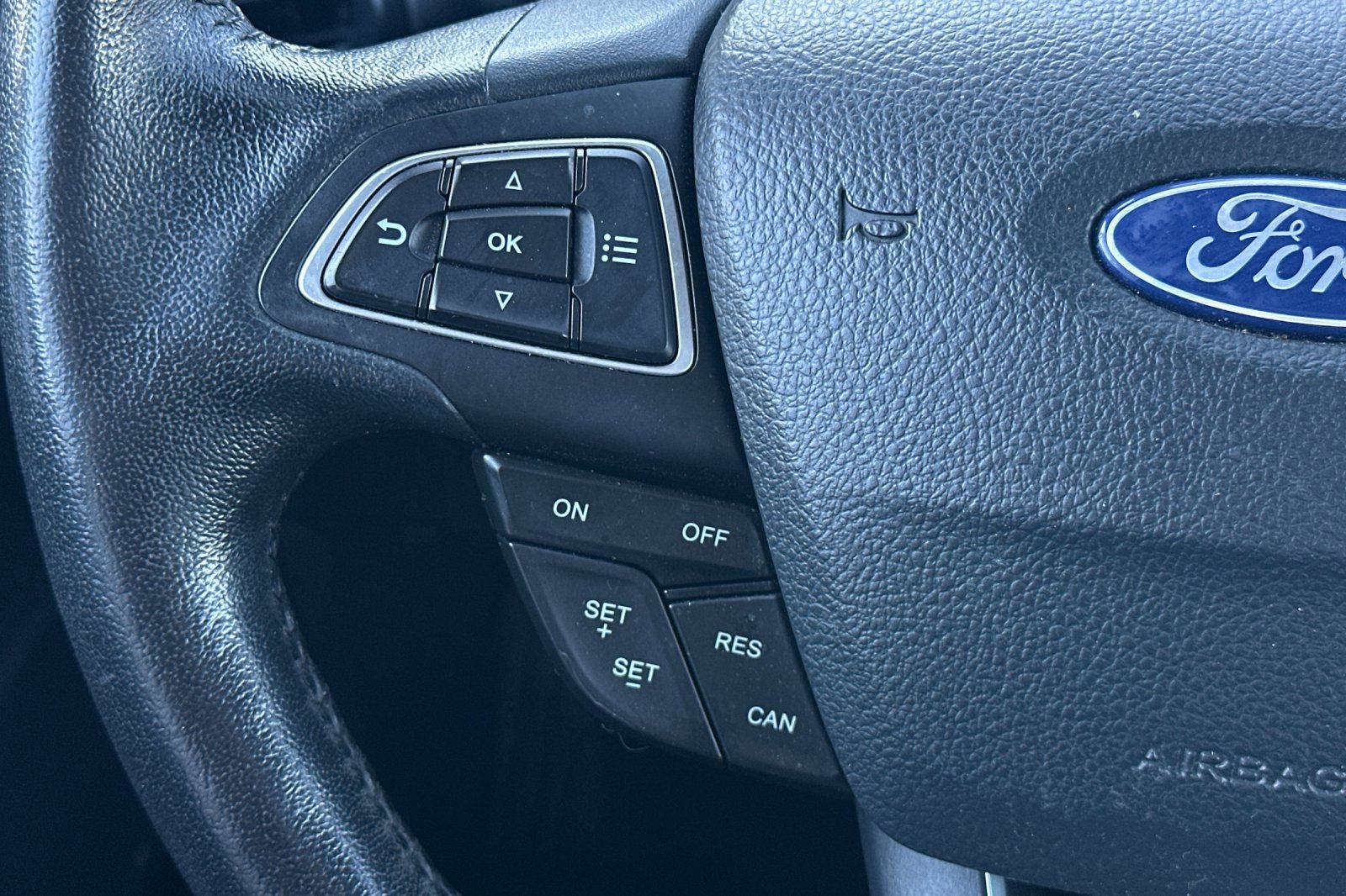 Used 2018 Ford EcoSport SE w/ SE Convenience Package image 26