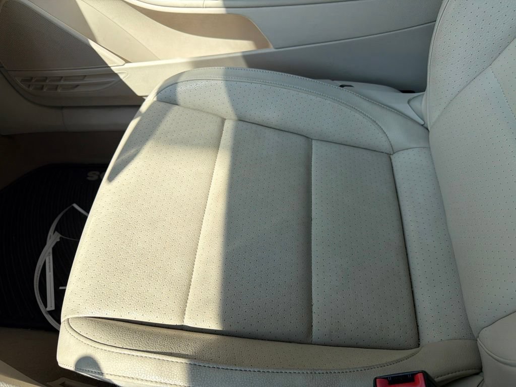 Used 2012 Volkswagen Eos Komfort FWD image 24
