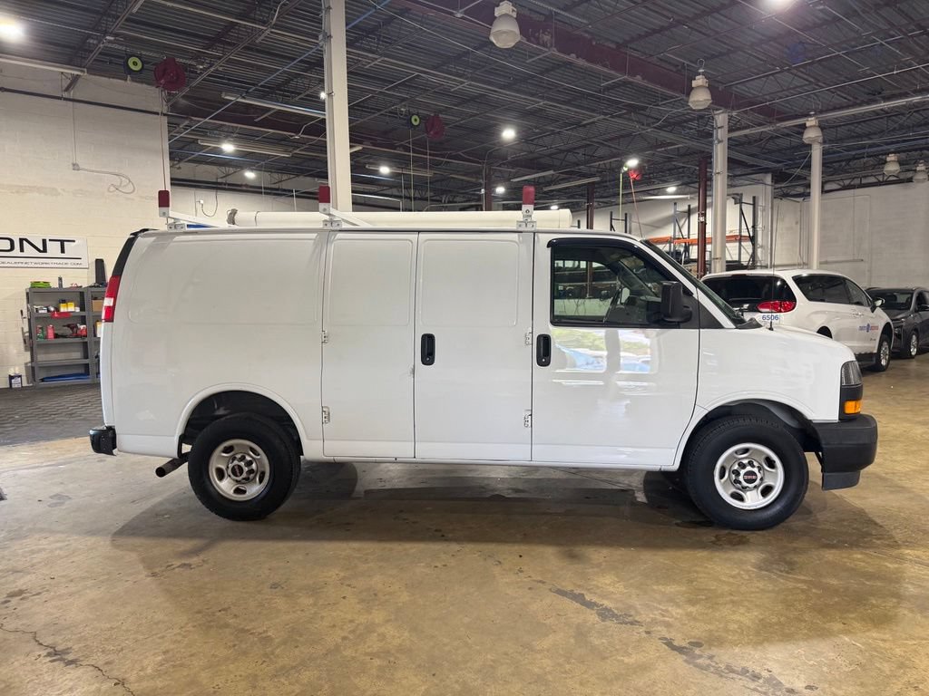 Used 2018 GMC Savana 2500 w/ Driver Convenience Package RWD image 5