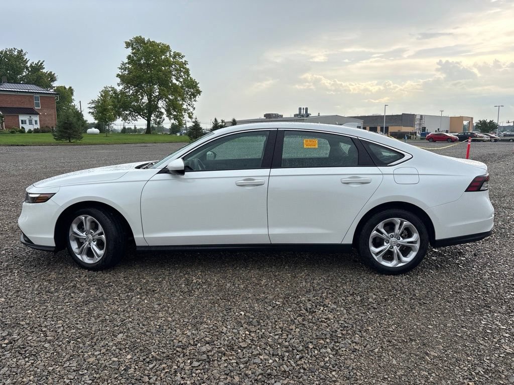 Used 2025 Honda Accord LX image 5