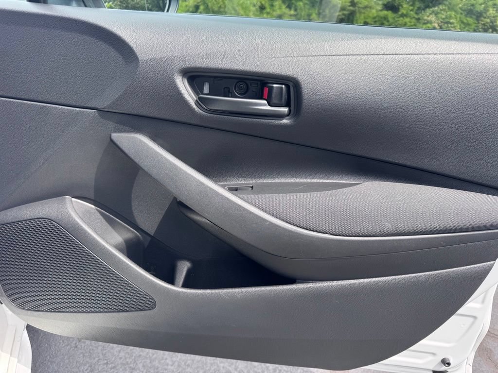 Used 2024 Toyota Corolla LE FWD image 25