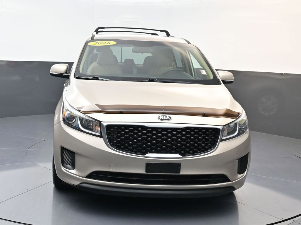 Used 2016 Kia Sedona LX w/ LX Convenience Package FWD image 11