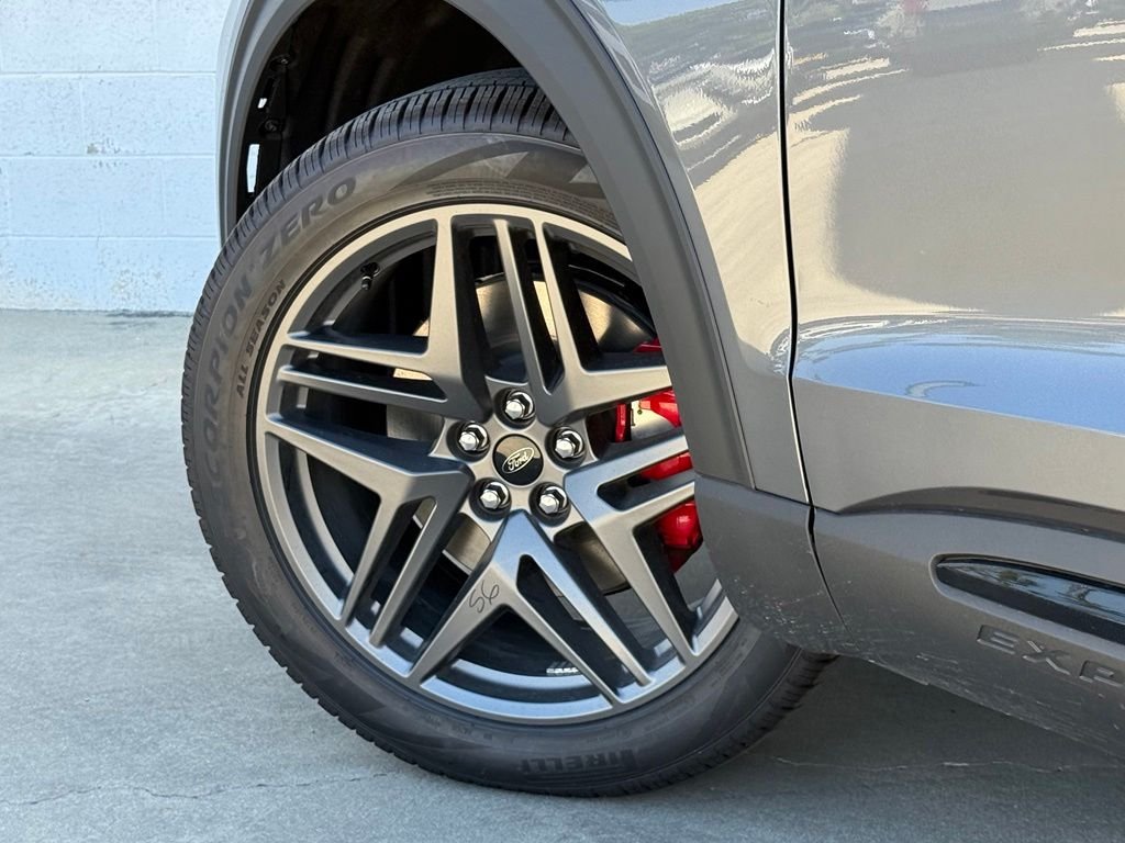 New 2026 Ford Explorer ST-Line w/ ST-Line Street Pack RWD image 16