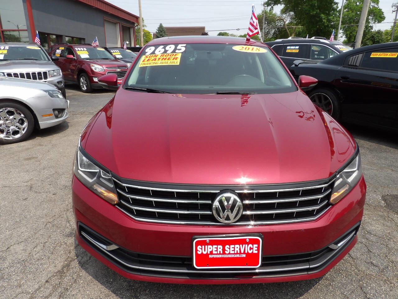 Used 2018 Volkswagen Passat 2.0T SE image 2