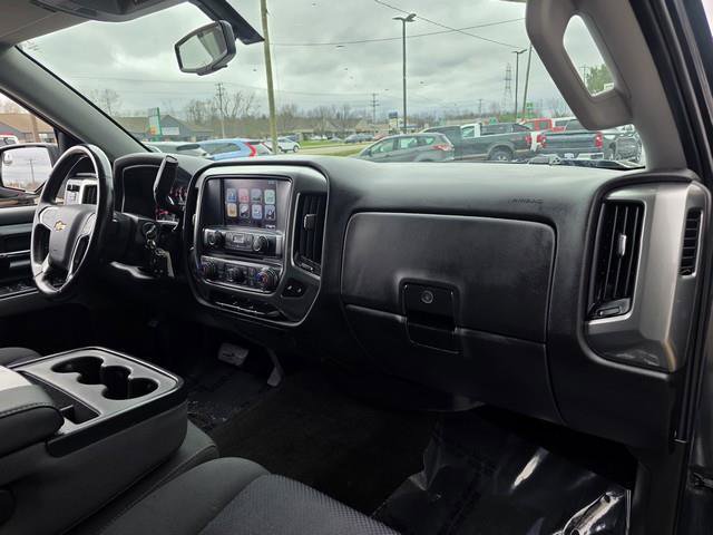 Used 2018 Chevrolet Silverado 1500 LT w/ All Star Edition AWD/4WD image 23