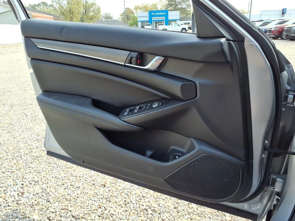 Used 2022 Honda Accord LX image 28