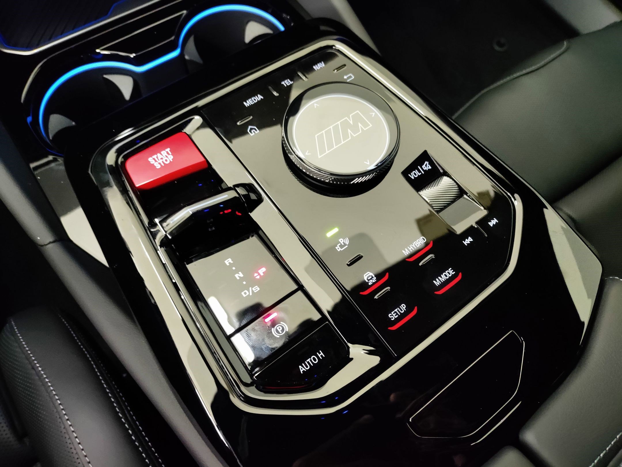 New 2026 BMW M5 w/ Carbon Package image 21