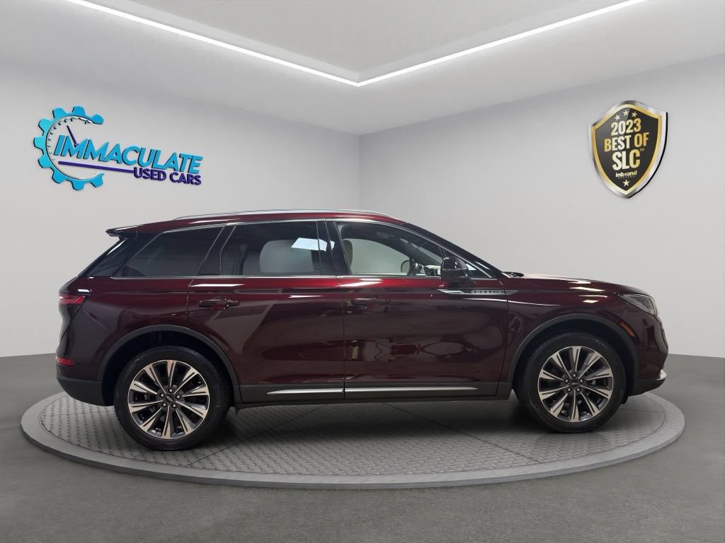 Used 2021 Lincoln Corsair Reserve AWD/4WD image 6