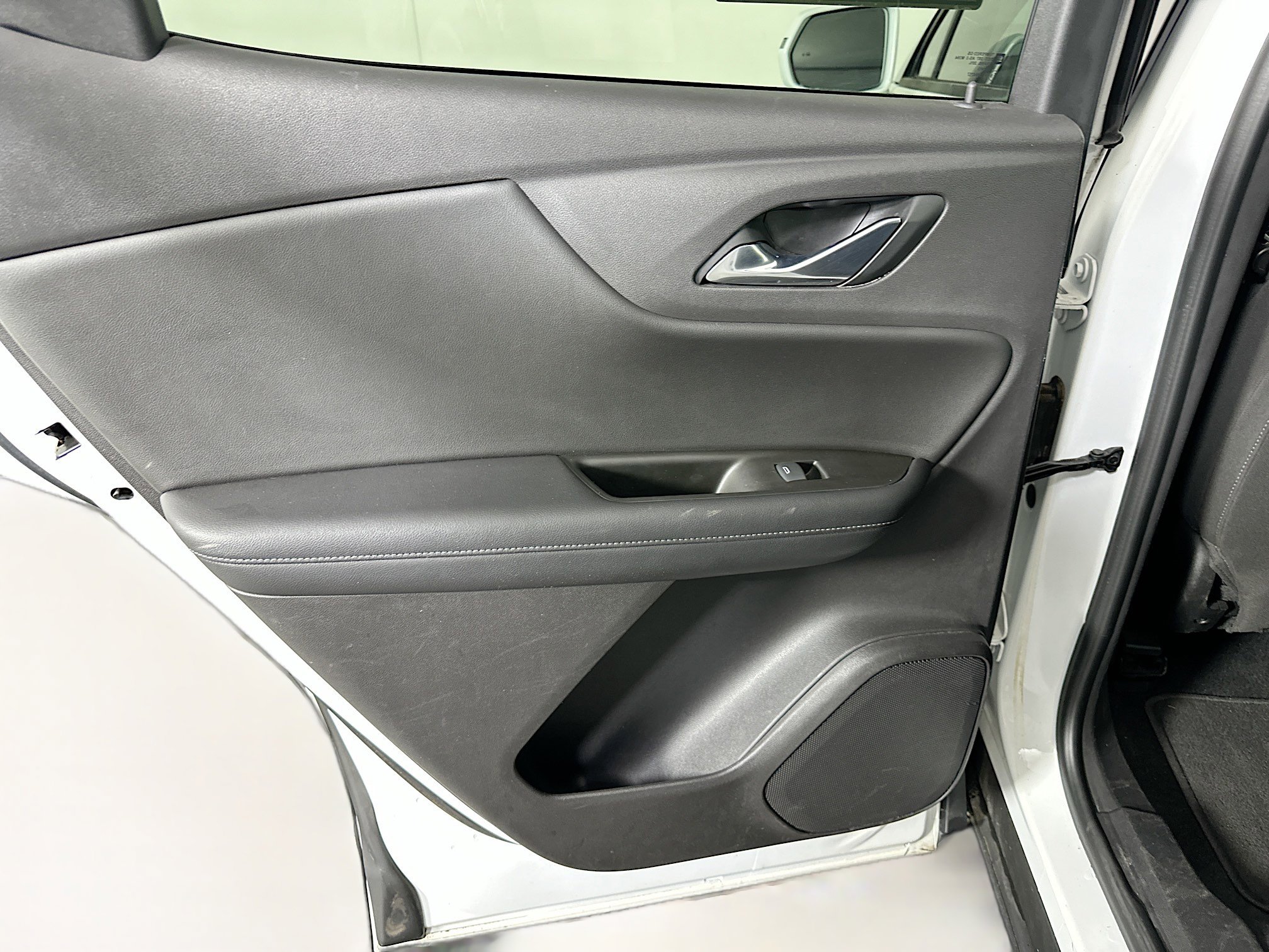 Used 2019 Chevrolet Blazer LT image 25