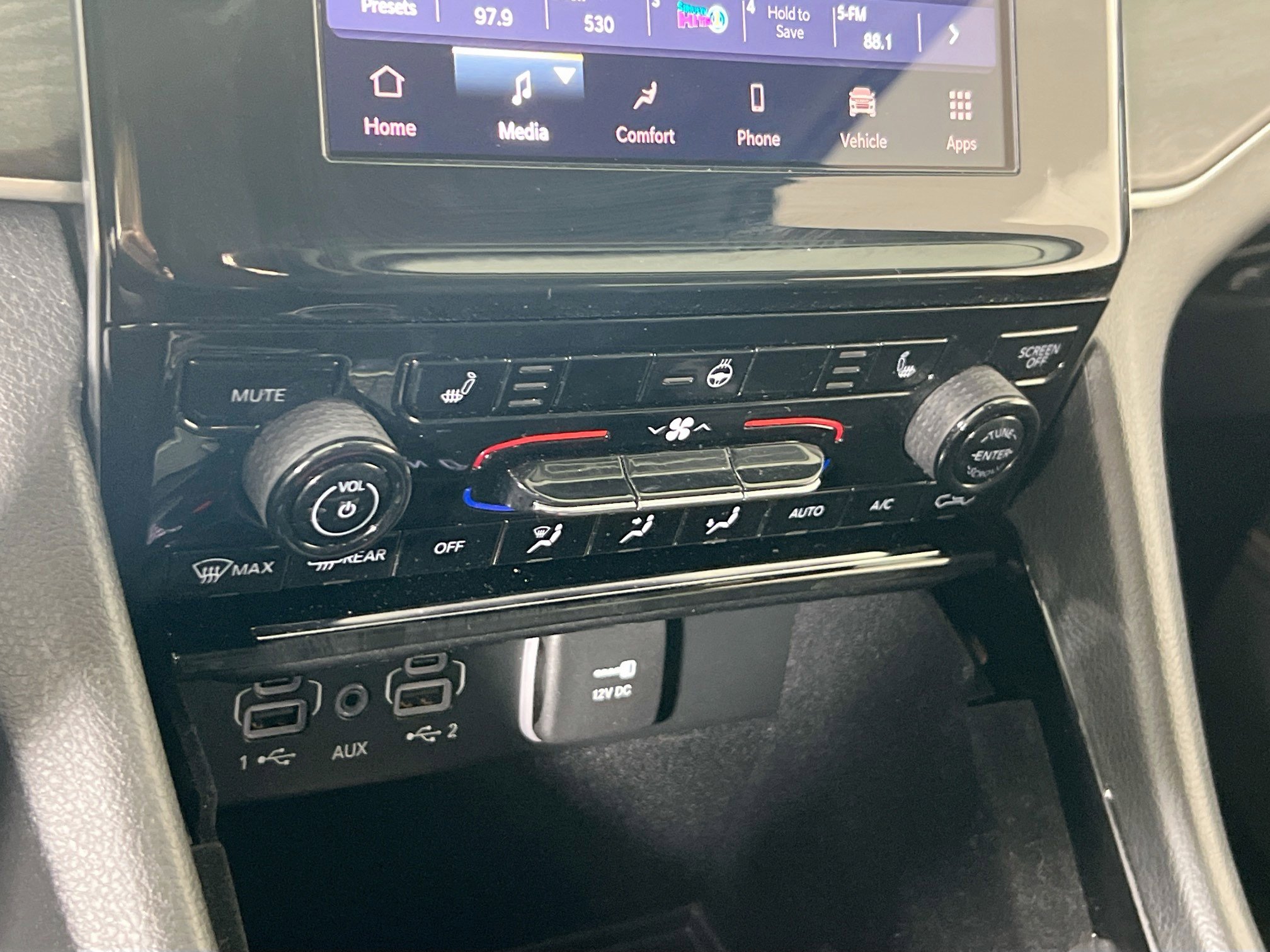 Used 2021 Jeep Grand Cherokee L Limited image 15