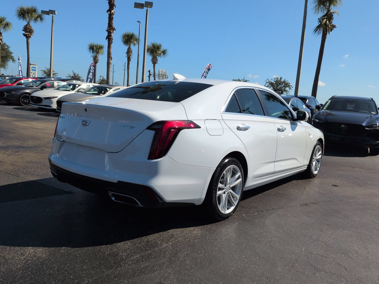 Used 2021 Cadillac CT4 Luxury w/ Sun And Sound Package RWD image 4