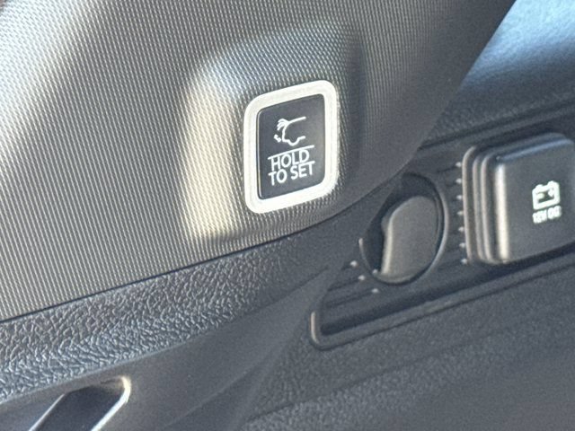New 2027 Jeep Grand Cherokee Altitude AWD/4WD image 19