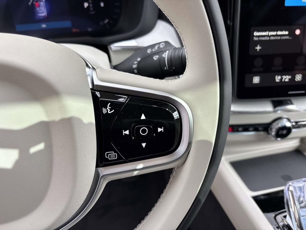 New 2026 Volvo XC60 B5 Ultra w/ Protection Package Premier image 18