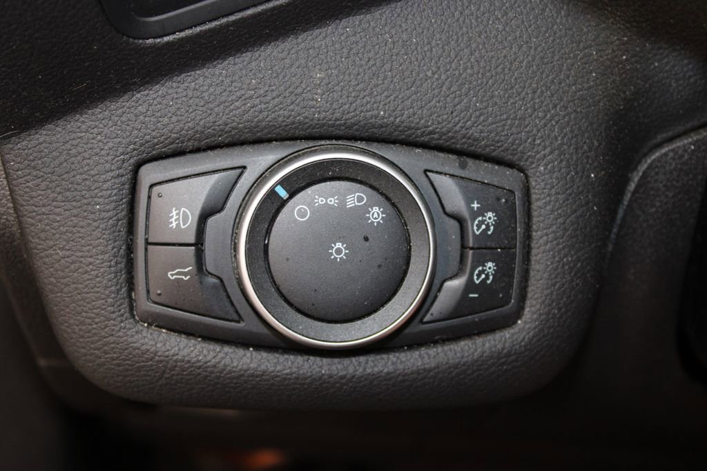 Used 2018 Ford Escape SE image 27