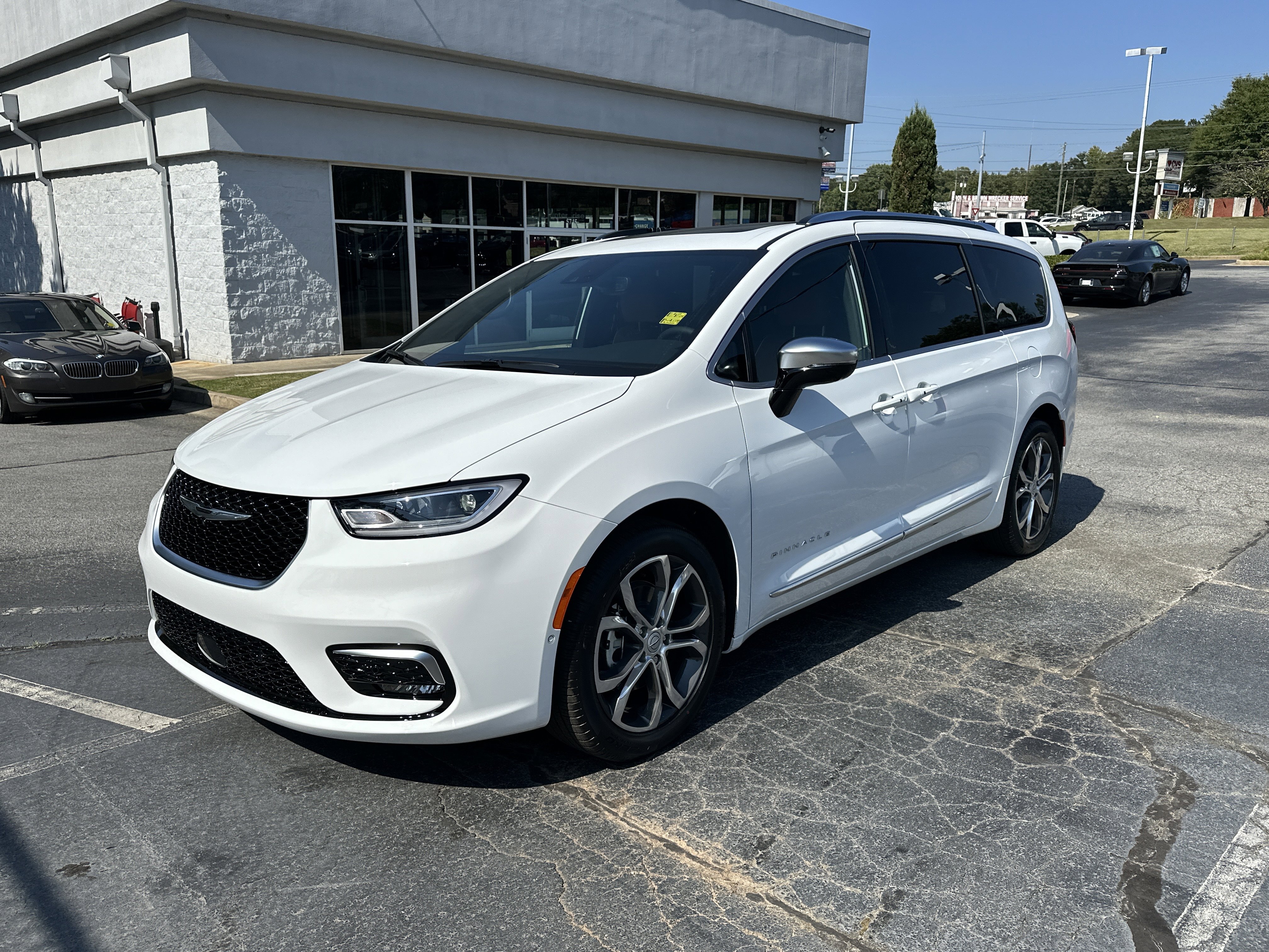 New 2026 Chrysler Pacifica Pinnacle image 5