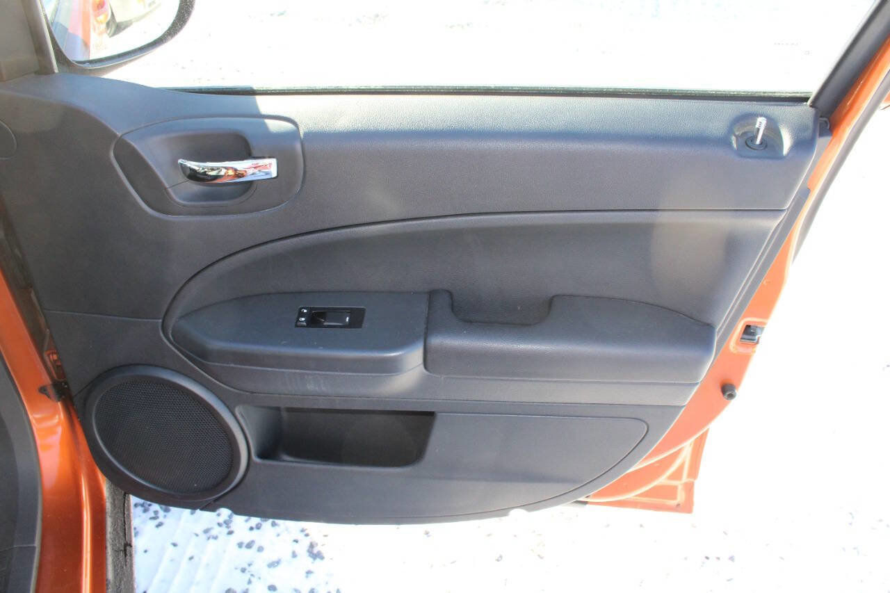 Used 2011 Dodge Caliber Heat w/ Premium Sound Group image 20